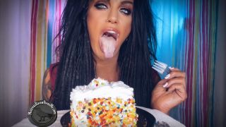 free adult clip 6 MistressRavenFD – GIANTESS RAVENS HAPPY BIRTHDAY CAKE on masturbation porn lesbian smoking fetish-2