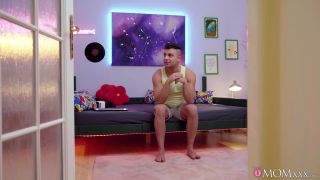 Micky Muffin - Horny VR lad hires mature escort - MILF-1
