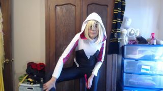 ManyVids presents Annabelle Bestia - gwen stacy tries on her costume - teens - teen -0