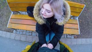 Eva Elfie Cute Teen Suck Cock Public in the Park (Amateur porn)-5