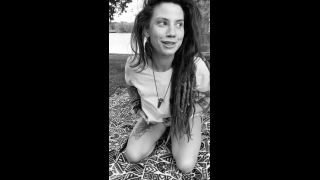 indicaflower-07-04-2020-30035952-Here s me being a slut at the park-3