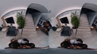VR Fantasy: Kwini Kim's Extreme Lesbian Stepsister Threesome-1