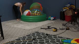 Custom Fetish - Behind the scenes with Julie - Fetish-0