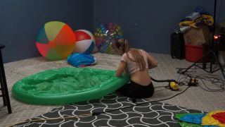 Custom Fetish - Behind the scenes with Julie - Fetish-3