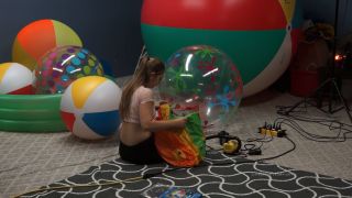 Custom Fetish - Behind the scenes with Julie - Fetish-8