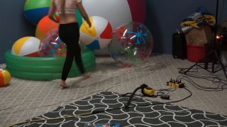 Custom Fetish - Behind the scenes with Julie - Fetish-9