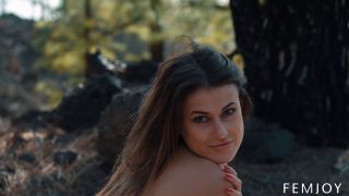 Fem Joy 25 10 18 Bella Model Forest Beauty – Full HD - Forest-5