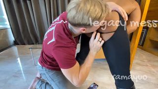 „Nancy“ Big Ass Booty Shemale Slut Enjoys His Big Cock Deepthroat And D-1