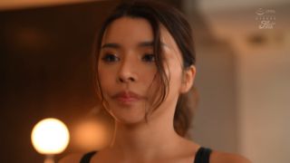 Kurosaki Hana A Personal Trainer Overflowing With Sexual Desire Stimulates A (Creampie)-0