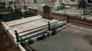 Rem Sequence - Thick Thighs Spooky Vibes Episode 2 St Johns Cemetery-3
