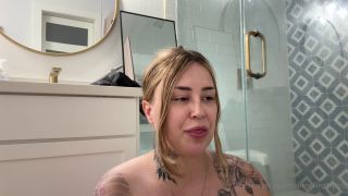 Blowjob Grannyswissss' Solo Session In The Bathroom Grannyswissss-8