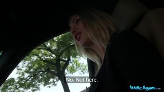 Lucy Heart Babe Gives Directions to Her Pussy (Blowjob porn)-1