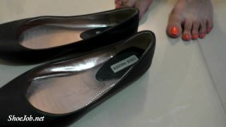 Online tube Latin Domination Goddesses in Violetas Footjob Wearing Old Flats-0