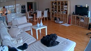 Voyeur cam 2025: Venera & Lion's沙发热吻FullHD 1080p-9