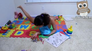 Diaperedonline2Madilyn Madilyn Stuck in Many Diapers-2