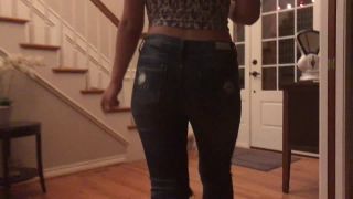 Lila Zsizsi - Focus on my ass - Smoking-7