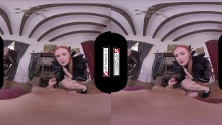 VRCX - Eva Berger - Game Of Thrones - Sansa's Long Knight XXX Parody-9