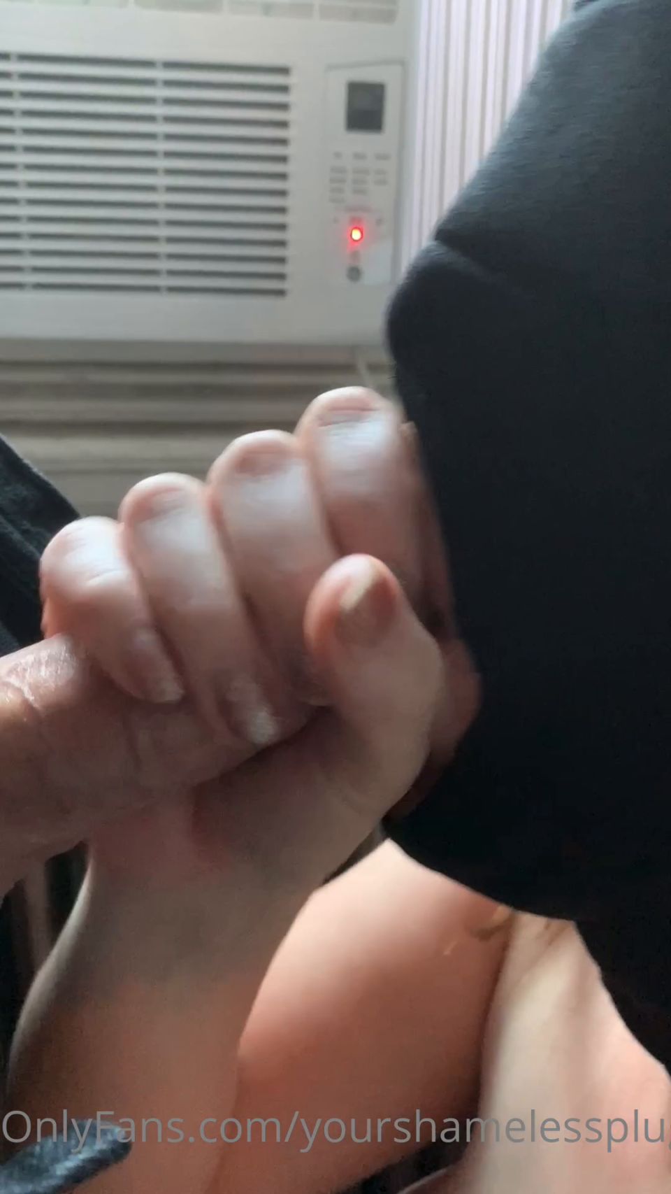 Shameless Plug (yourshamelessplug) Masked BJ With Cum Swallow PPV Onlyfans (Amateur porn)