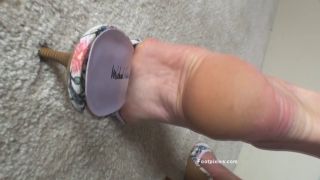 [GetFreeDays.com] ZinaidaCoolSlides dirty feet-1