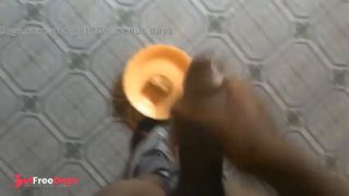 FREAKY TEEN CUMMING ON SNACK BEFORE EATING IT-2