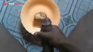 FREAKY TEEN CUMMING ON SNACK BEFORE EATING IT-3