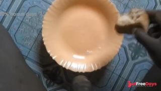 FREAKY TEEN CUMMING ON SNACK BEFORE EATING IT-9