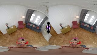 A toy or not a - Smartphone Vr - Blonde-1