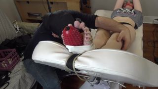 TheTickleRoom - Gothic Valarie Wrecked Soles Up foot -4