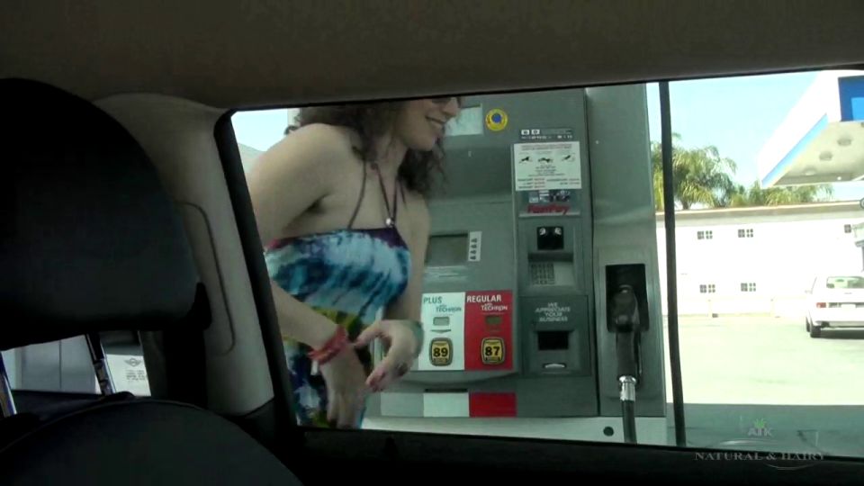 Sativa Verte Let's go for a ride (Amateur porn)