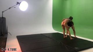 Lora Cross Bts Female Fighting Lora Vs Tapered P  Lora Cross   Abs-5