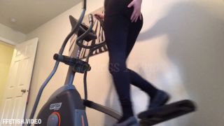 Smell My Stinky Sweaty Workout Feet (Fetish porn)-2