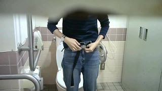 Toilet moment 4 - 15364262 | voyeur | voyeur -5