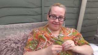 Homemade Little Vixen Playing Vibrator - MILF-3