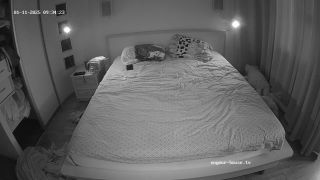 Voyeur  Voyeur Henry Mira Bedroom Sex 2025-01-11 Cam 2 720P - Amateur -5