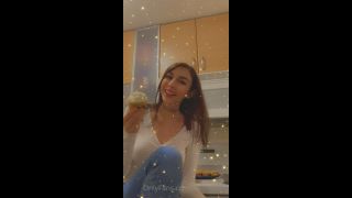 Chloe Night () Tonight s baking memory carrot video-9