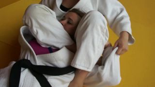 Judo Girls Foot Fight-6