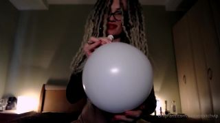 Badassbitchvip - blowing white balloon but dont pop balloon fetish for looners 06-07-2021-1