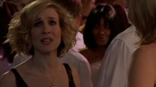 Kim Cattrall, Kristin Davis – Sex and the City s05e01 (2002)!!!-2