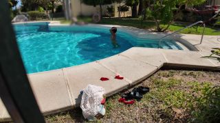 Daring Kiara – Voyeur Watching Me Masturbating at Public Hotel Pool-6