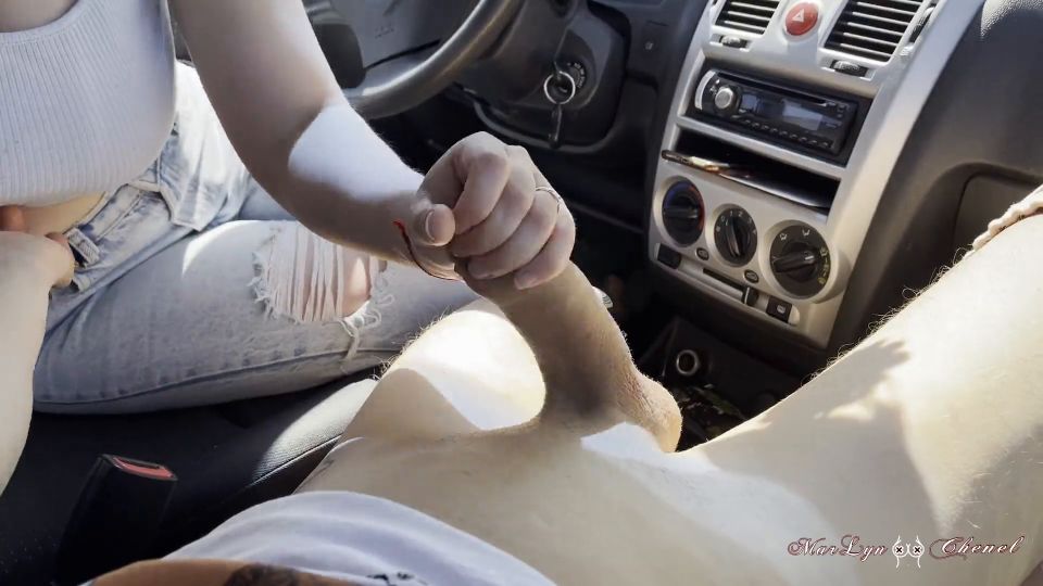 MarLyn Chenel Let me suck your cock and jerk you off while we're on the way