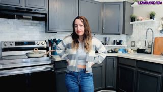 Virtual Reality Lalunalewd – Naughty Milf Neighbor Fantasy Lalunalewd-2