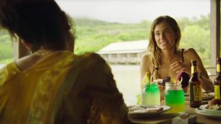 Allison Williams, Pearl Mackie - Horizon Line (2020) HD 1080p - (Celebrity porn)-3