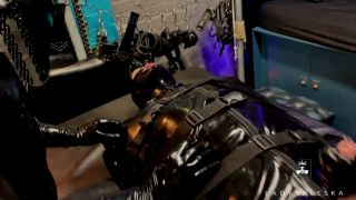 Lady Valeska - Cock Vibrations - Handjob-0