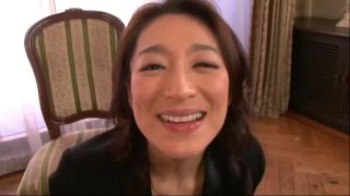 Porn Weird japanese milf gokkun-1