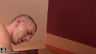Liza Bird: Liza likes it Hard.-3