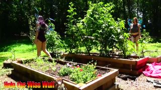 free video 29 Holothewisewulf in the butterfly garden on teen -0