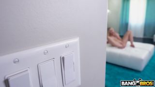 Natalia Queen PART 2 Step-Sis Squirt - Squirting Natalia Fucks Her Step-Dad-1