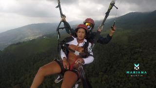 [Amateur] Mariana Martix squirts while paragliding-3