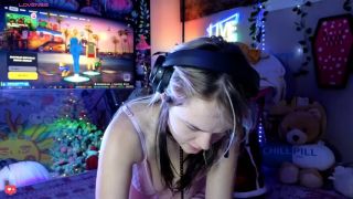 Aleavi Stars in Her Exclusive XXX Video Alea_vi  exclusive-4