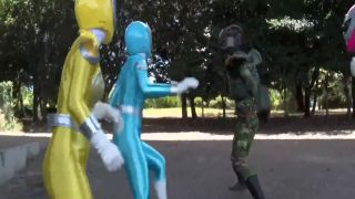 [SuperMisses.com] ZEPE-93 Suisei Sentai Mystic Three Part 2-009-2